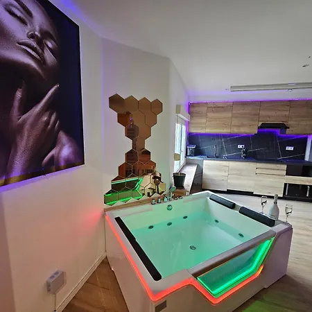 Spa, Jacuzzi & Sauna Differdange