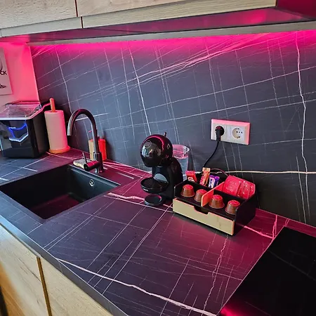 Spa, Jacuzzi & Sauna Apartment