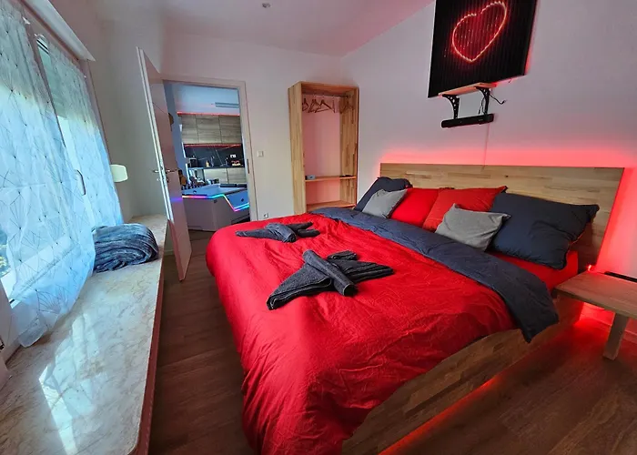 Spa, Jacuzzi & Sauna