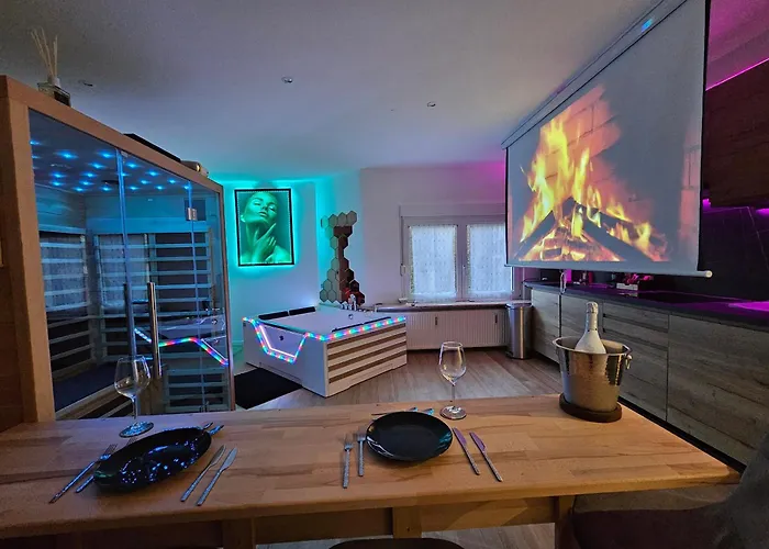 Spa, Jacuzzi & Sauna * ディフェルダンジュ